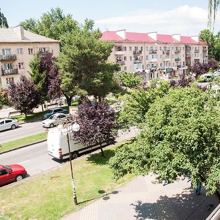 Apartments On Svobody 39 Uzjhorod Eksteriør billede